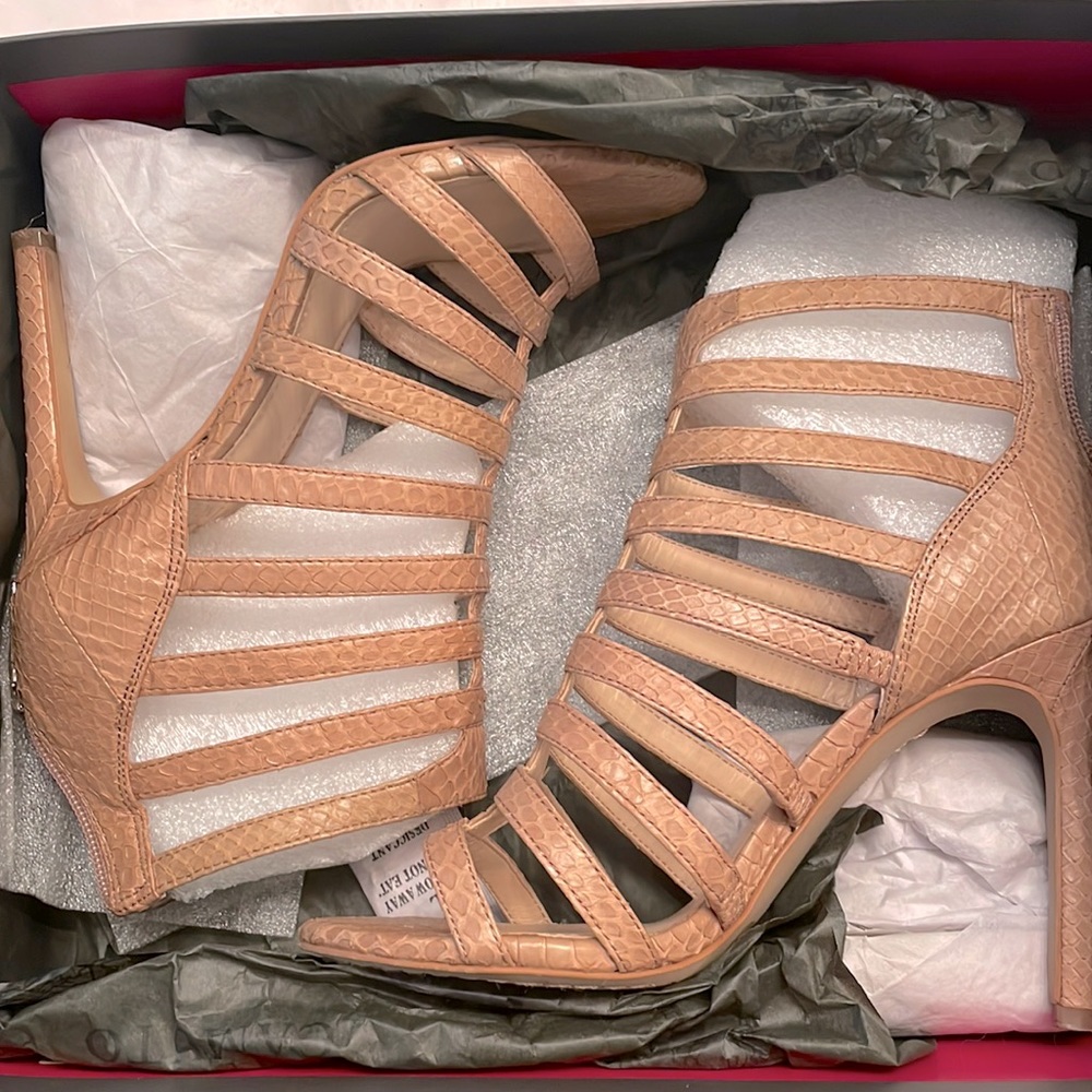 Vince Camuto heels